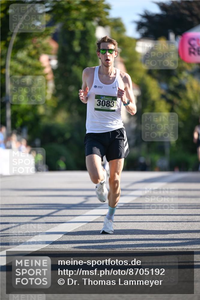 07.09.2025 - BARMER Alsterlauf Dr. Thomas Lammeyer http://msf.ph/oto/8705192 07.09.2025 09:19:29 Laufen 10136, 3083, 2252 meine-sportfotos.de