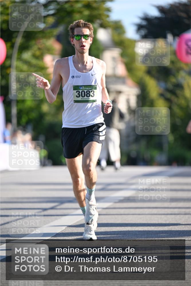 07.09.2025 - BARMER Alsterlauf Dr. Thomas Lammeyer http://msf.ph/oto/8705195 07.09.2025 09:19:29 Laufen 36, 3083 meine-sportfotos.de