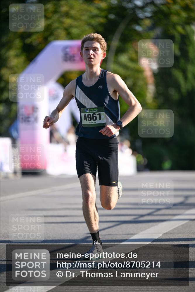 07.09.2025 - BARMER Alsterlauf Dr. Thomas Lammeyer http://msf.ph/oto/8705214 07.09.2025 09:19:36 Laufen 1636, 4961 meine-sportfotos.de