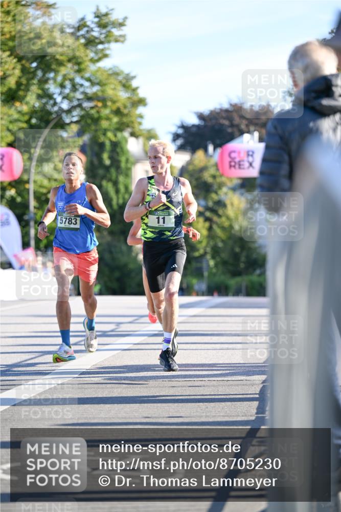 07.09.2025 - BARMER Alsterlauf Dr. Thomas Lammeyer http://msf.ph/oto/8705230 07.09.2025 09:19:40 Laufen 5783, 11 meine-sportfotos.de