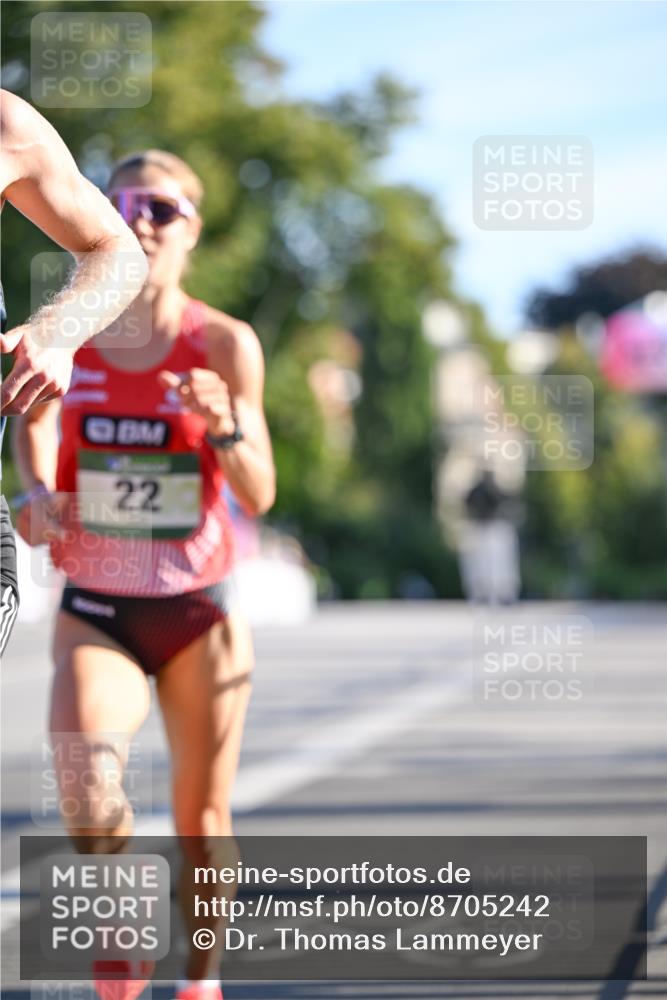 07.09.2025 - BARMER Alsterlauf Dr. Thomas Lammeyer http://msf.ph/oto/8705242 07.09.2025 09:19:42 Laufen 22 meine-sportfotos.de