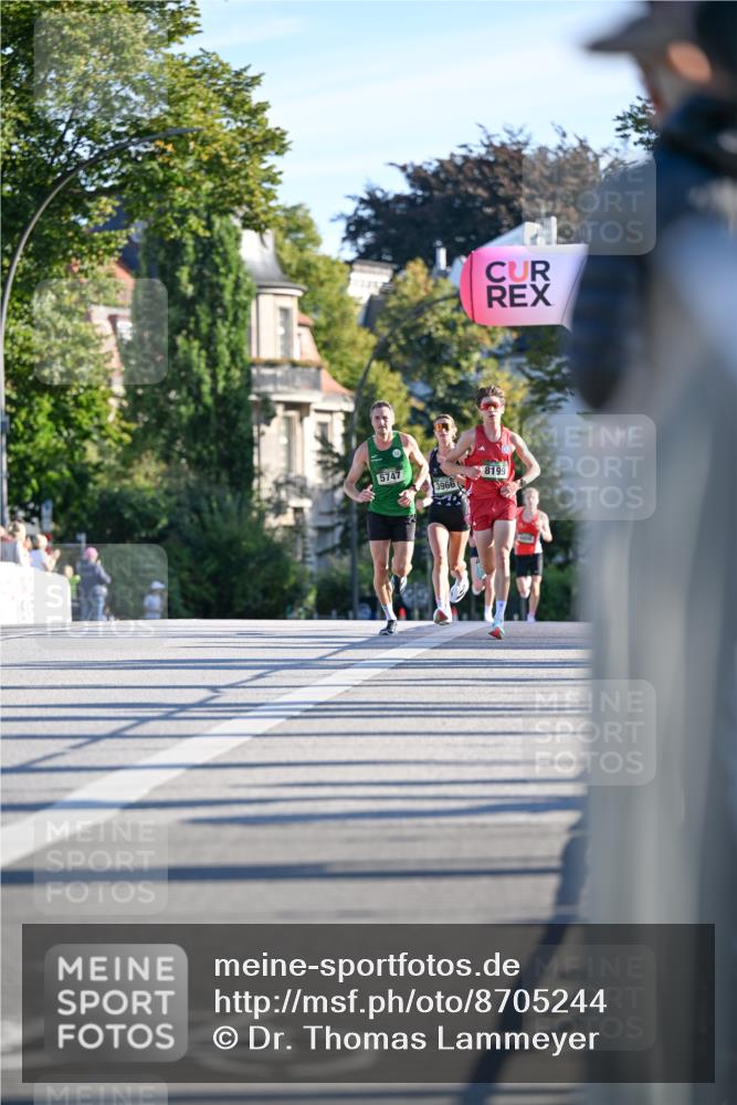 07.09.2025 - BARMER Alsterlauf Dr. Thomas Lammeyer http://msf.ph/oto/8705244 07.09.2025 09:20:00 Laufen 5747, 8199, 3966 meine-sportfotos.de