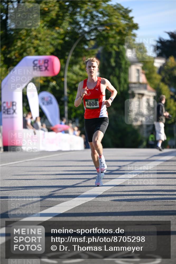 07.09.2025 - BARMER Alsterlauf Dr. Thomas Lammeyer http://msf.ph/oto/8705298 07.09.2025 09:20:09 Laufen 4808 meine-sportfotos.de
