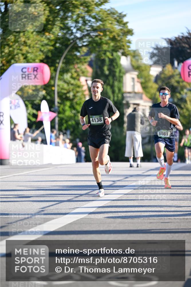 07.09.2025 - BARMER Alsterlauf Dr. Thomas Lammeyer http://msf.ph/oto/8705316 07.09.2025 09:20:19 Laufen 4138, 8081, 54 meine-sportfotos.de