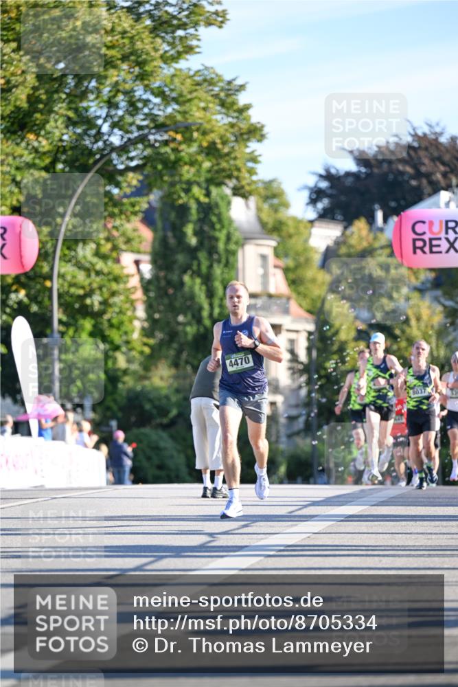 07.09.2025 - BARMER Alsterlauf Dr. Thomas Lammeyer http://msf.ph/oto/8705334 07.09.2025 09:20:23 Laufen 4470, 8037 meine-sportfotos.de