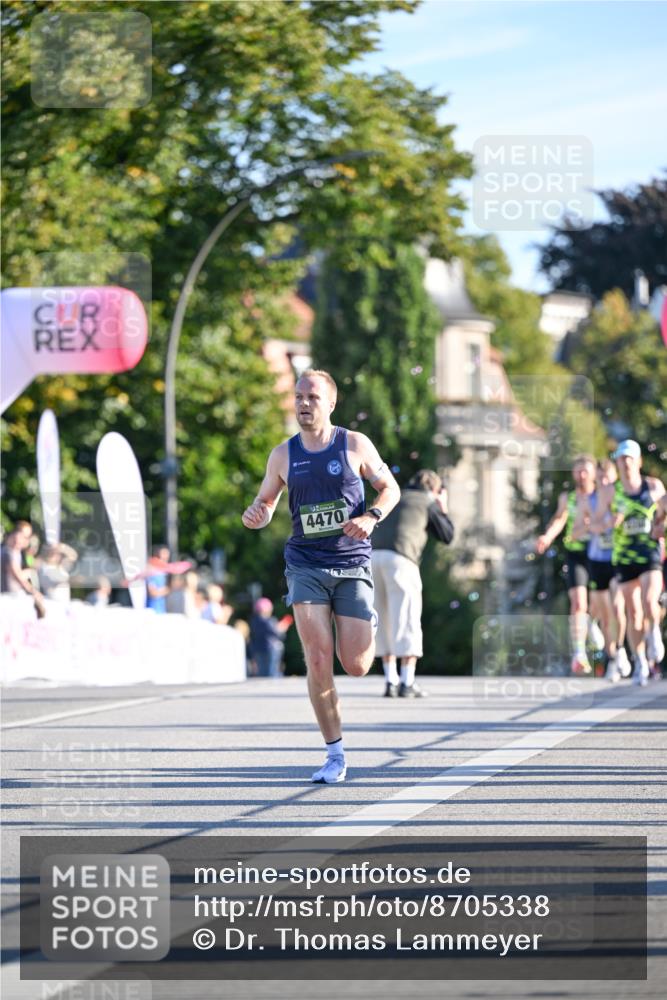 07.09.2025 - BARMER Alsterlauf Dr. Thomas Lammeyer http://msf.ph/oto/8705338 07.09.2025 09:20:24 Laufen 4470 meine-sportfotos.de