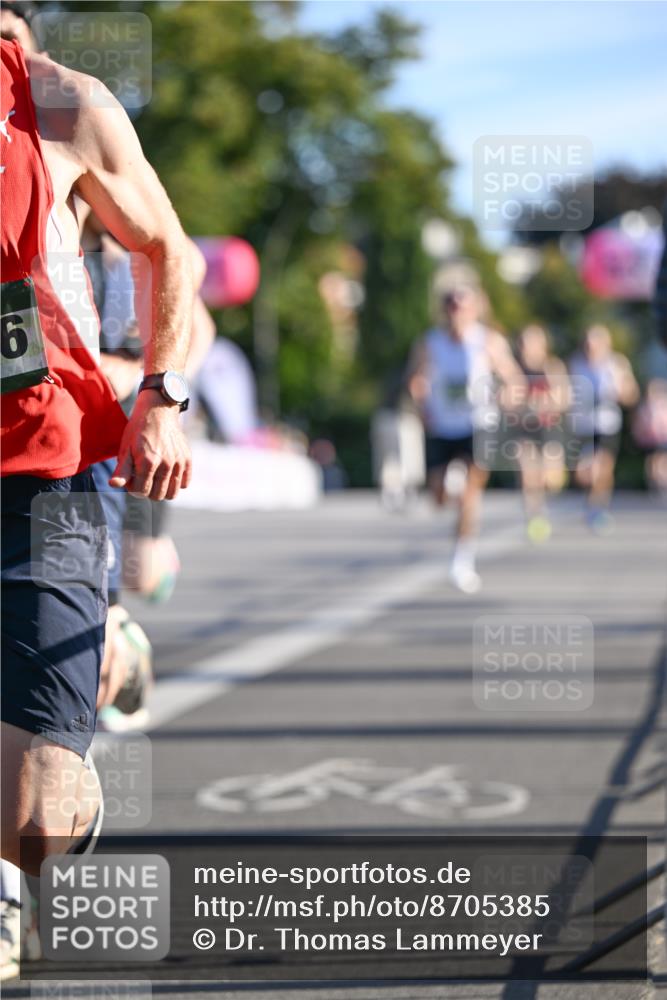 07.09.2025 - BARMER Alsterlauf Dr. Thomas Lammeyer http://msf.ph/oto/8705385 07.09.2025 09:20:32 Laufen 9 meine-sportfotos.de