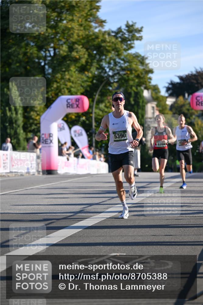 07.09.2025 - BARMER Alsterlauf Dr. Thomas Lammeyer http://msf.ph/oto/8705388 07.09.2025 09:20:34 Laufen 7510, 5390, 8204 meine-sportfotos.de