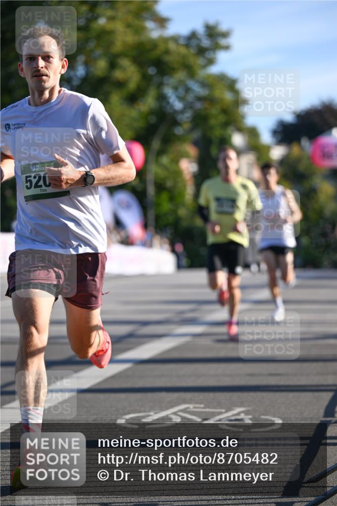 07.09.2025 - BARMER Alsterlauf Dr. Thomas Lammeyer http://msf.ph/oto/8705482 07.09.2025 09:20:50 Laufen 36, 520, 554 meine-sportfotos.de