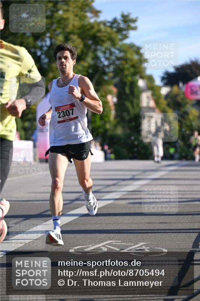 07.09.2025 - BARMER Alsterlauf Dr. Thomas Lammeyer http://msf.ph/oto/8705494 07.09.2025 09:20:52 Laufen 13, 2307 meine-sportfotos.de