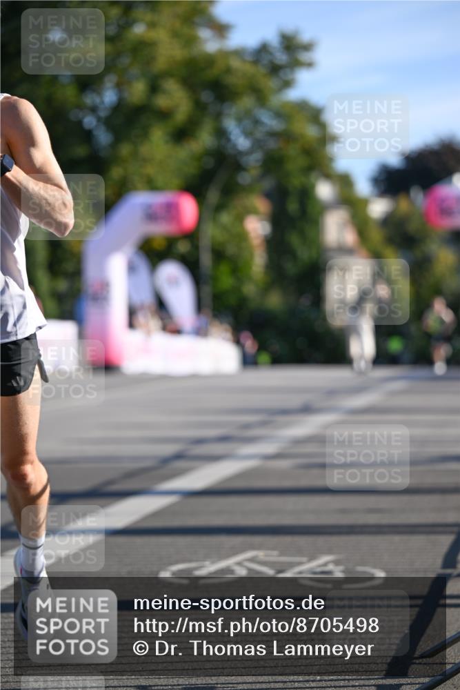 07.09.2025 - BARMER Alsterlauf Dr. Thomas Lammeyer http://msf.ph/oto/8705498 07.09.2025 09:20:53 Laufen  meine-sportfotos.de
