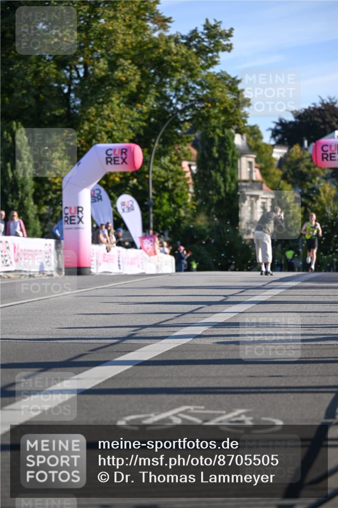 07.09.2025 - BARMER Alsterlauf Dr. Thomas Lammeyer http://msf.ph/oto/8705505 07.09.2025 09:20:54 Laufen  meine-sportfotos.de