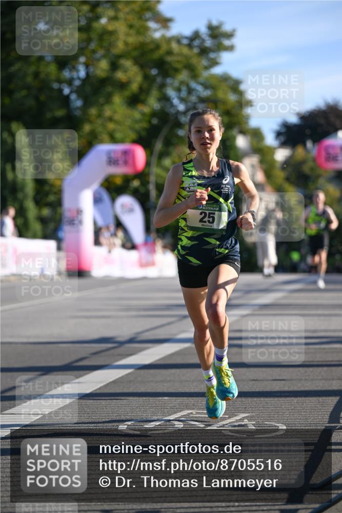 07.09.2025 - BARMER Alsterlauf Dr. Thomas Lammeyer http://msf.ph/oto/8705516 07.09.2025 09:20:58 Laufen 25 meine-sportfotos.de