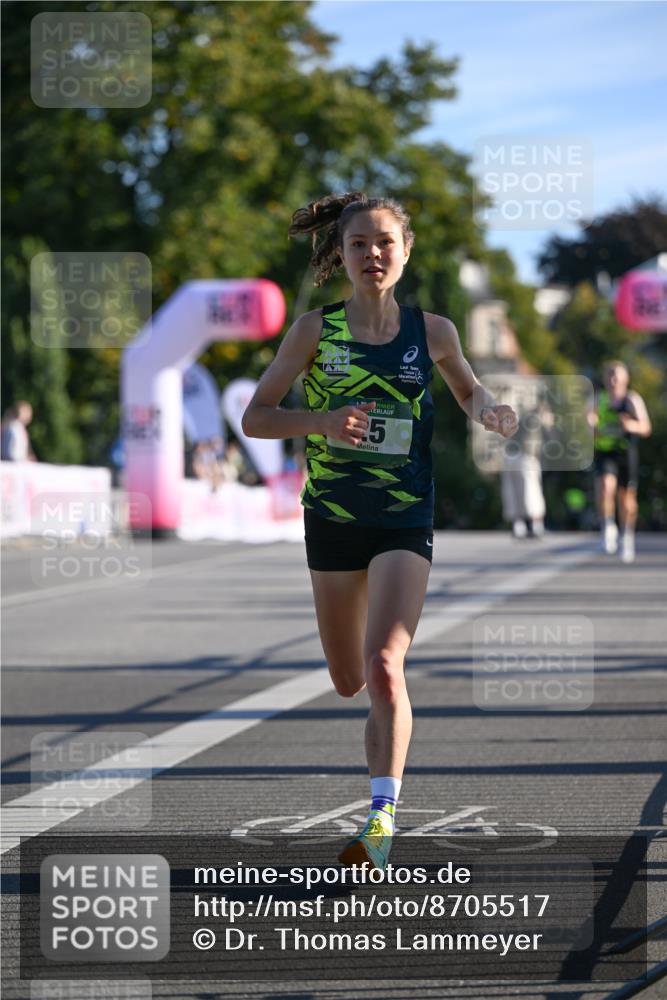 07.09.2025 - BARMER Alsterlauf Dr. Thomas Lammeyer http://msf.ph/oto/8705517 07.09.2025 09:20:58 Laufen 5 meine-sportfotos.de