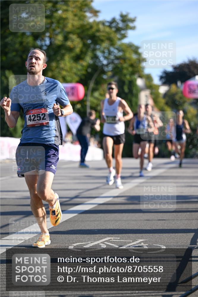 07.09.2025 - BARMER Alsterlauf Dr. Thomas Lammeyer http://msf.ph/oto/8705558 07.09.2025 09:21:11 Laufen 36, 4252 meine-sportfotos.de
