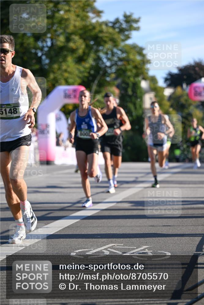 07.09.2025 - BARMER Alsterlauf Dr. Thomas Lammeyer http://msf.ph/oto/8705570 07.09.2025 09:21:13 Laufen 5148 meine-sportfotos.de
