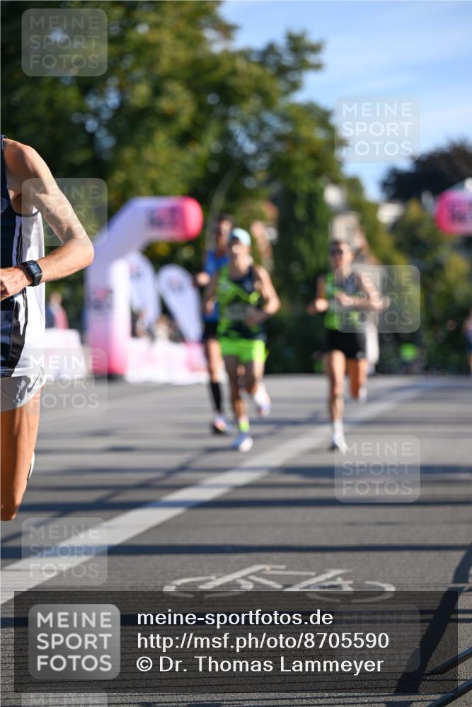 07.09.2025 - BARMER Alsterlauf Dr. Thomas Lammeyer http://msf.ph/oto/8705590 07.09.2025 09:21:16 Laufen  meine-sportfotos.de