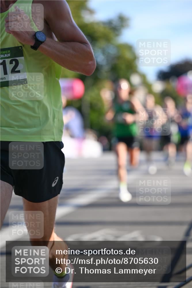 07.09.2025 - BARMER Alsterlauf Dr. Thomas Lammeyer http://msf.ph/oto/8705630 07.09.2025 09:21:27 Laufen 12 meine-sportfotos.de