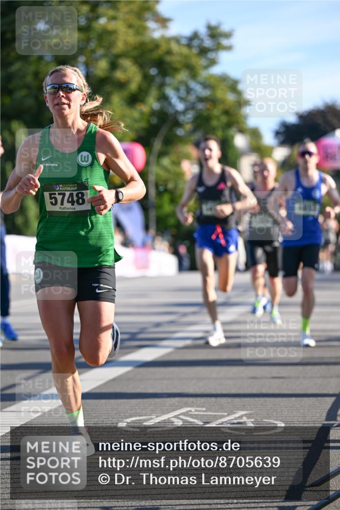 07.09.2025 - BARMER Alsterlauf Dr. Thomas Lammeyer http://msf.ph/oto/8705639 07.09.2025 09:21:28 Laufen 36, 5748 meine-sportfotos.de