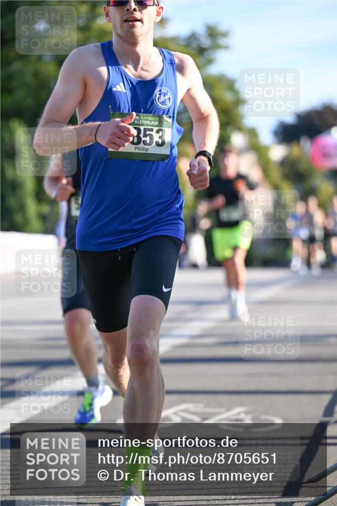 07.09.2025 - BARMER Alsterlauf Dr. Thomas Lammeyer http://msf.ph/oto/8705651 07.09.2025 09:21:30 Laufen 36, 353 meine-sportfotos.de