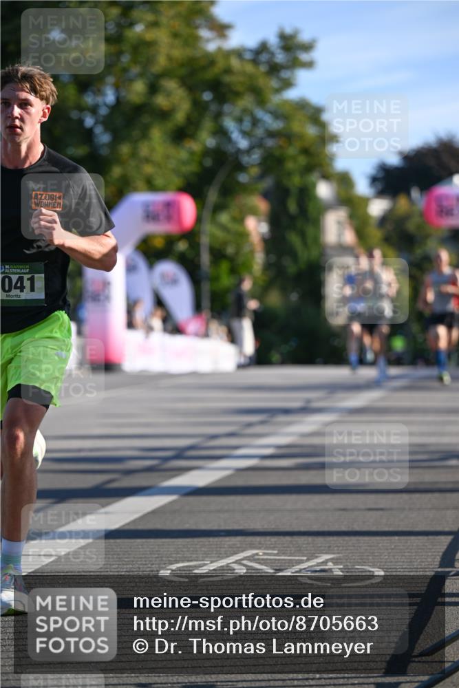 07.09.2025 - BARMER Alsterlauf Dr. Thomas Lammeyer http://msf.ph/oto/8705663 07.09.2025 09:21:32 Laufen 136, 041 meine-sportfotos.de