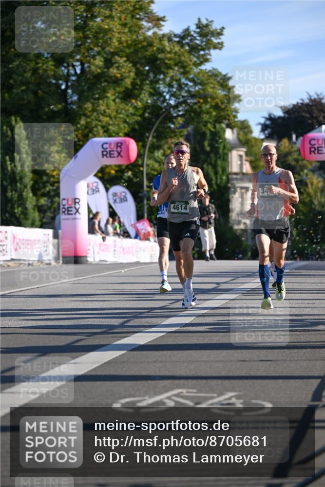 07.09.2025 - BARMER Alsterlauf Dr. Thomas Lammeyer http://msf.ph/oto/8705681 07.09.2025 09:21:35 Laufen 2380, 22, 4614, 34 meine-sportfotos.de