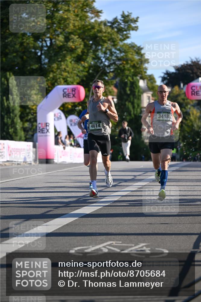 07.09.2025 - BARMER Alsterlauf Dr. Thomas Lammeyer http://msf.ph/oto/8705684 07.09.2025 09:21:35 Laufen 3418, 4614, 75310 meine-sportfotos.de