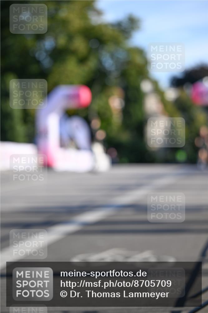 07.09.2025 - BARMER Alsterlauf Dr. Thomas Lammeyer http://msf.ph/oto/8705709 07.09.2025 09:21:38 Laufen 64 meine-sportfotos.de