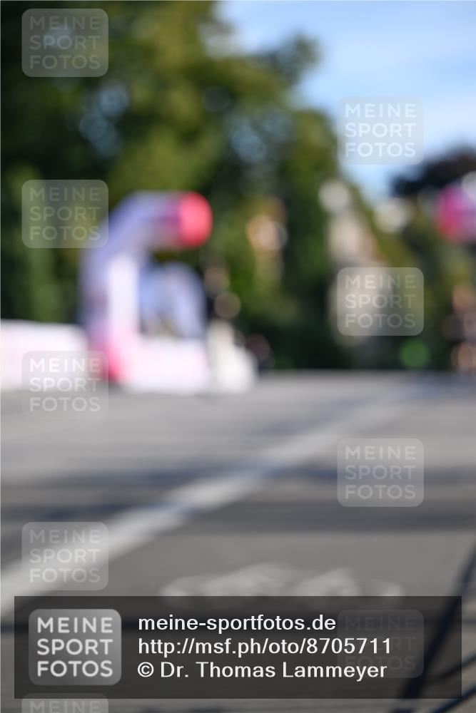 07.09.2025 - BARMER Alsterlauf Dr. Thomas Lammeyer http://msf.ph/oto/8705711 07.09.2025 09:21:39 Laufen  meine-sportfotos.de