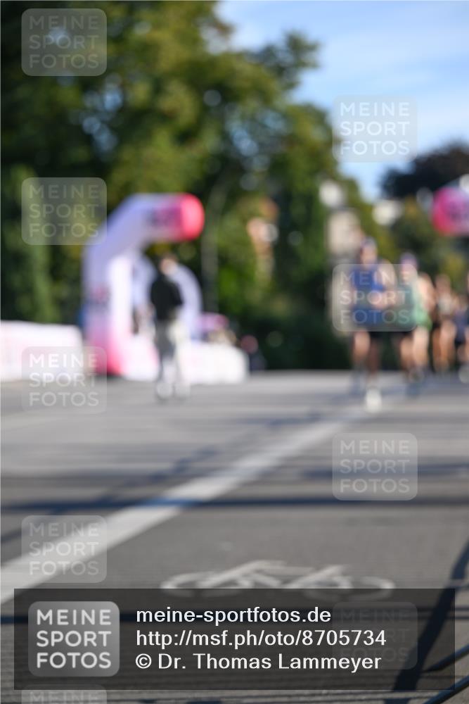 07.09.2025 - BARMER Alsterlauf Dr. Thomas Lammeyer http://msf.ph/oto/8705734 07.09.2025 09:21:47 Laufen  meine-sportfotos.de