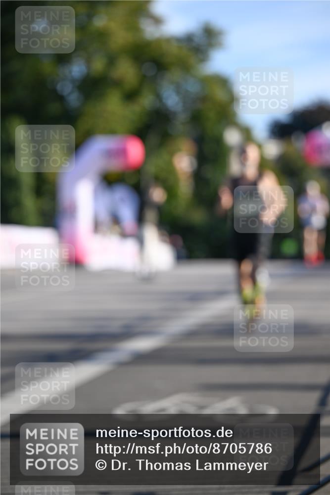 07.09.2025 - BARMER Alsterlauf Dr. Thomas Lammeyer http://msf.ph/oto/8705786 07.09.2025 09:21:56 Laufen  meine-sportfotos.de