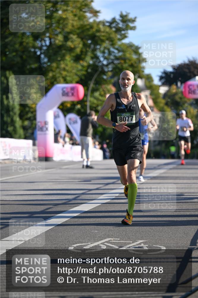 07.09.2025 - BARMER Alsterlauf Dr. Thomas Lammeyer http://msf.ph/oto/8705788 07.09.2025 09:21:57 Laufen 8077 meine-sportfotos.de