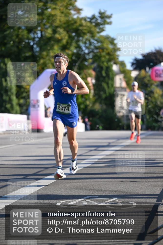 07.09.2025 - BARMER Alsterlauf Dr. Thomas Lammeyer http://msf.ph/oto/8705799 07.09.2025 09:21:59 Laufen 5374 meine-sportfotos.de