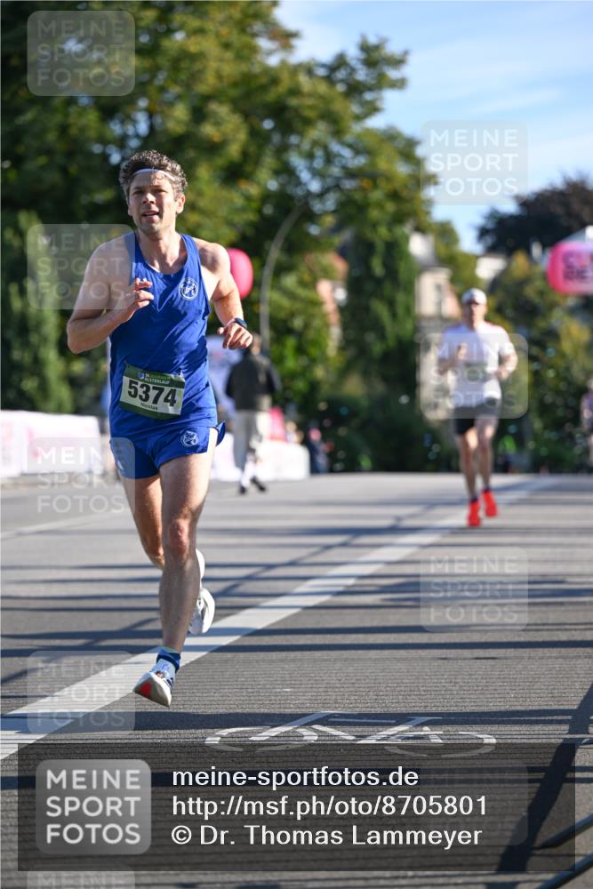 07.09.2025 - BARMER Alsterlauf Dr. Thomas Lammeyer http://msf.ph/oto/8705801 07.09.2025 09:21:59 Laufen 5374 meine-sportfotos.de