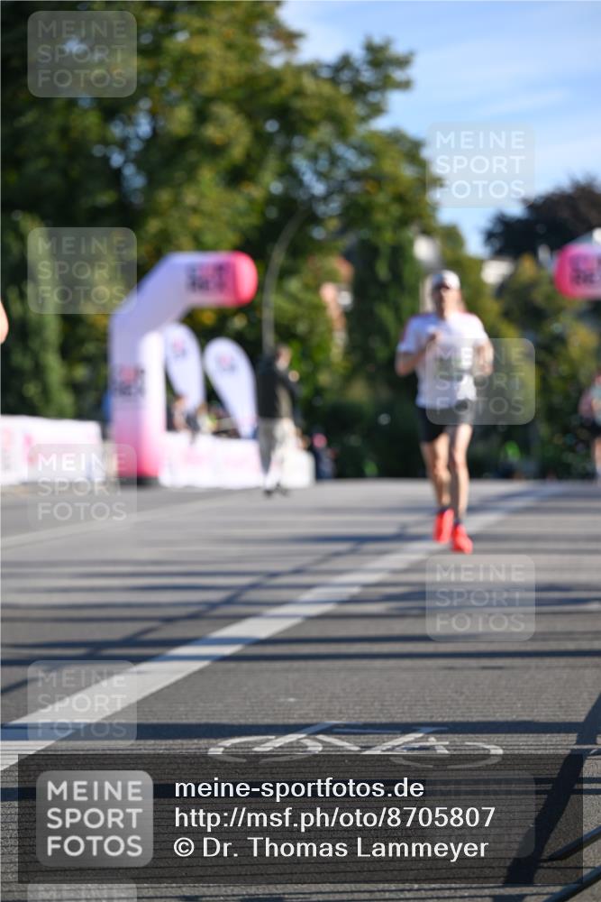 07.09.2025 - BARMER Alsterlauf Dr. Thomas Lammeyer http://msf.ph/oto/8705807 07.09.2025 09:22:00 Laufen  meine-sportfotos.de