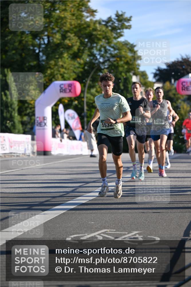 07.09.2025 - BARMER Alsterlauf Dr. Thomas Lammeyer http://msf.ph/oto/8705822 07.09.2025 09:22:06 Laufen 8221, 5066, 5532 meine-sportfotos.de