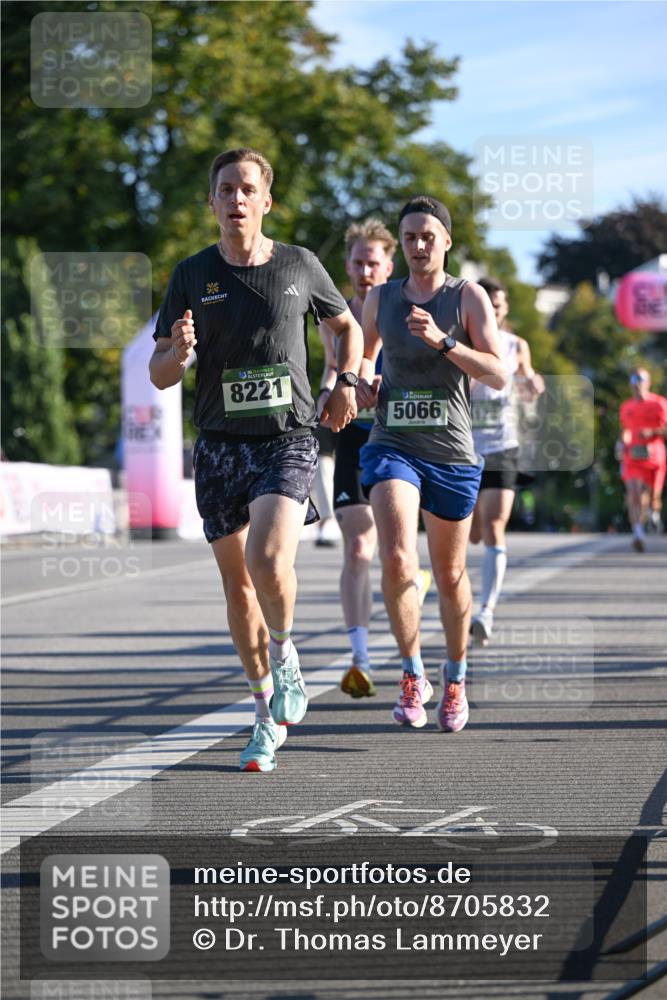 07.09.2025 - BARMER Alsterlauf Dr. Thomas Lammeyer http://msf.ph/oto/8705832 07.09.2025 09:22:08 Laufen 8221, 5066 meine-sportfotos.de