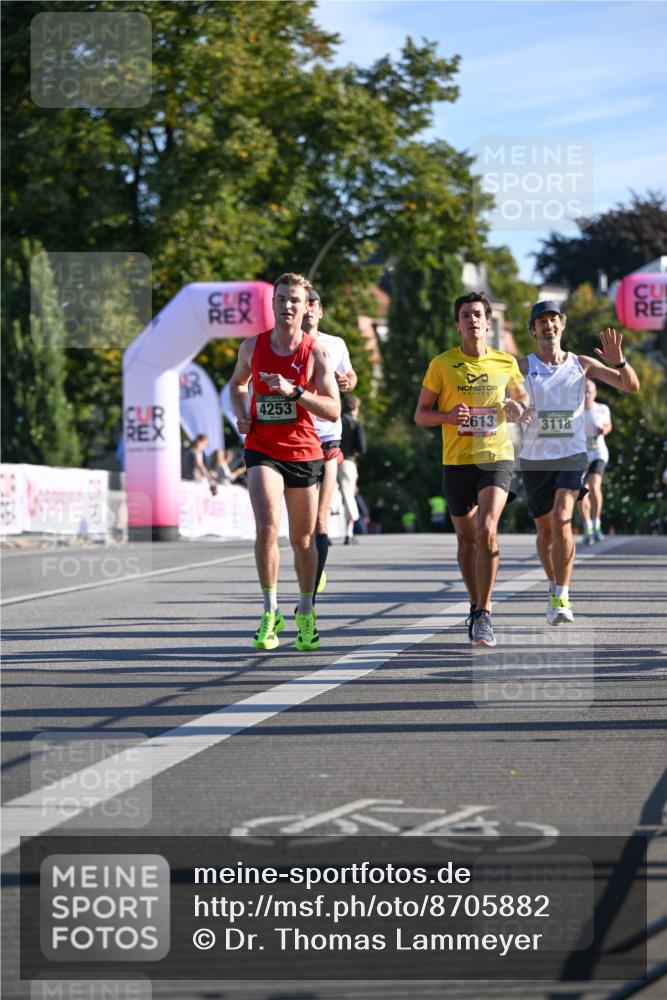 07.09.2025 - BARMER Alsterlauf Dr. Thomas Lammeyer http://msf.ph/oto/8705882 07.09.2025 09:22:21 Laufen 7510, 4253, 2613, 3118, 212 meine-sportfotos.de