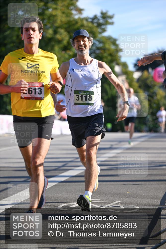 07.09.2025 - BARMER Alsterlauf Dr. Thomas Lammeyer http://msf.ph/oto/8705893 07.09.2025 09:22:23 Laufen 135, 613, 6136, 3118 meine-sportfotos.de