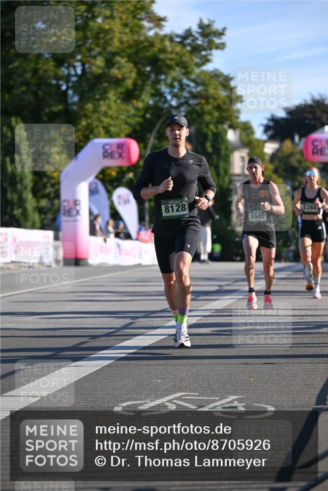 07.09.2025 - BARMER Alsterlauf Dr. Thomas Lammeyer http://msf.ph/oto/8705926 07.09.2025 09:22:34 Laufen 8128, 5394, 4040 meine-sportfotos.de