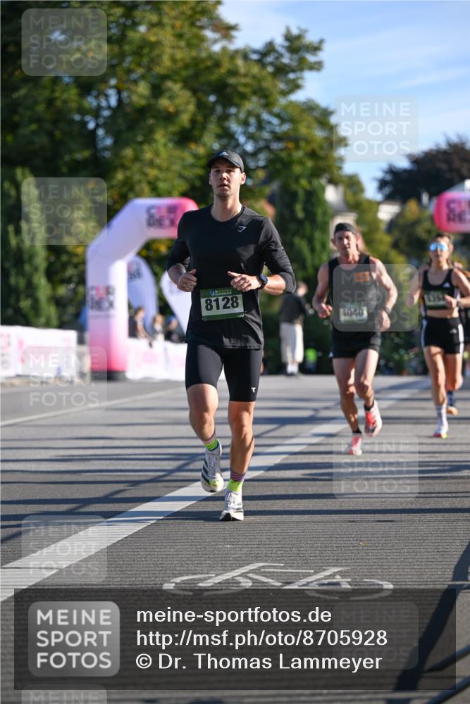 07.09.2025 - BARMER Alsterlauf Dr. Thomas Lammeyer http://msf.ph/oto/8705928 07.09.2025 09:22:34 Laufen 8128, 4040 meine-sportfotos.de
