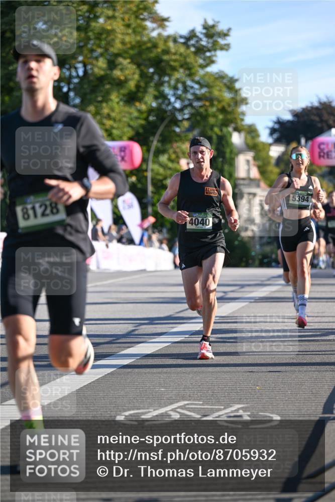 07.09.2025 - BARMER Alsterlauf Dr. Thomas Lammeyer http://msf.ph/oto/8705932 07.09.2025 09:22:35 Laufen 5394, 8128, 4040 meine-sportfotos.de