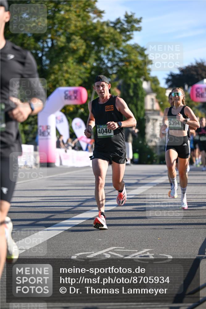 07.09.2025 - BARMER Alsterlauf Dr. Thomas Lammeyer http://msf.ph/oto/8705934 07.09.2025 09:22:35 Laufen 4040, 5394 meine-sportfotos.de