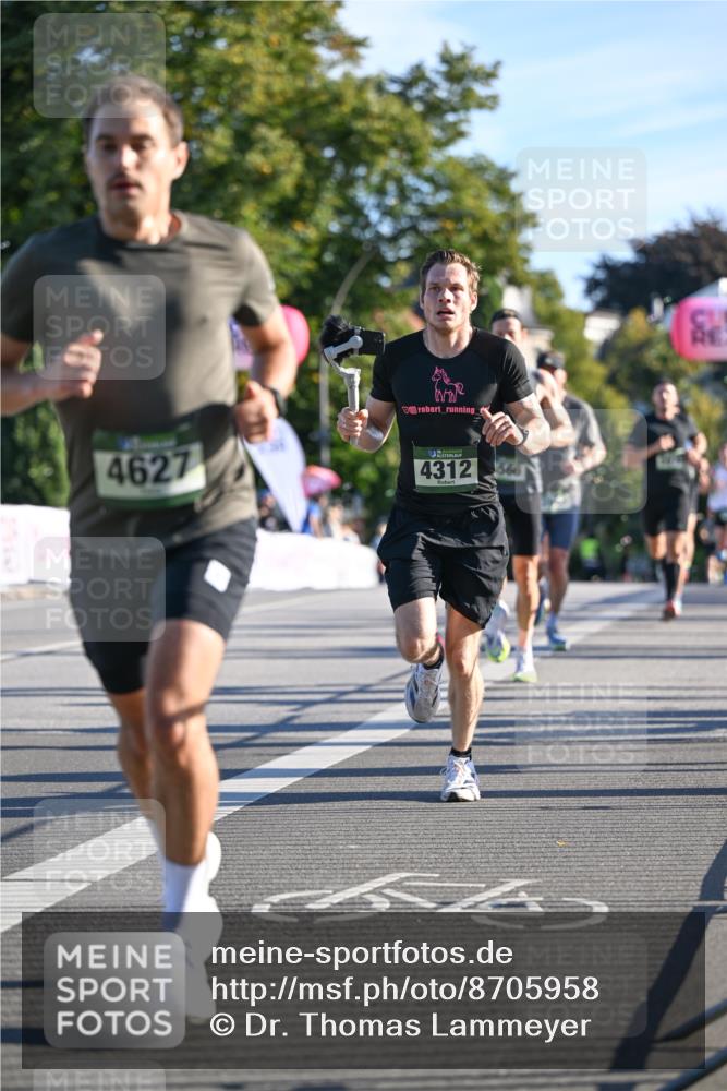 07.09.2025 - BARMER Alsterlauf Dr. Thomas Lammeyer http://msf.ph/oto/8705958 07.09.2025 09:22:40 Laufen 4627, 4312 meine-sportfotos.de