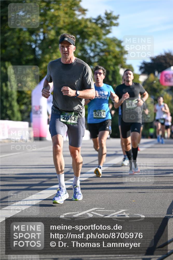 07.09.2025 - BARMER Alsterlauf Dr. Thomas Lammeyer http://msf.ph/oto/8705976 07.09.2025 09:22:42 Laufen 5979, 5274, 2663 meine-sportfotos.de