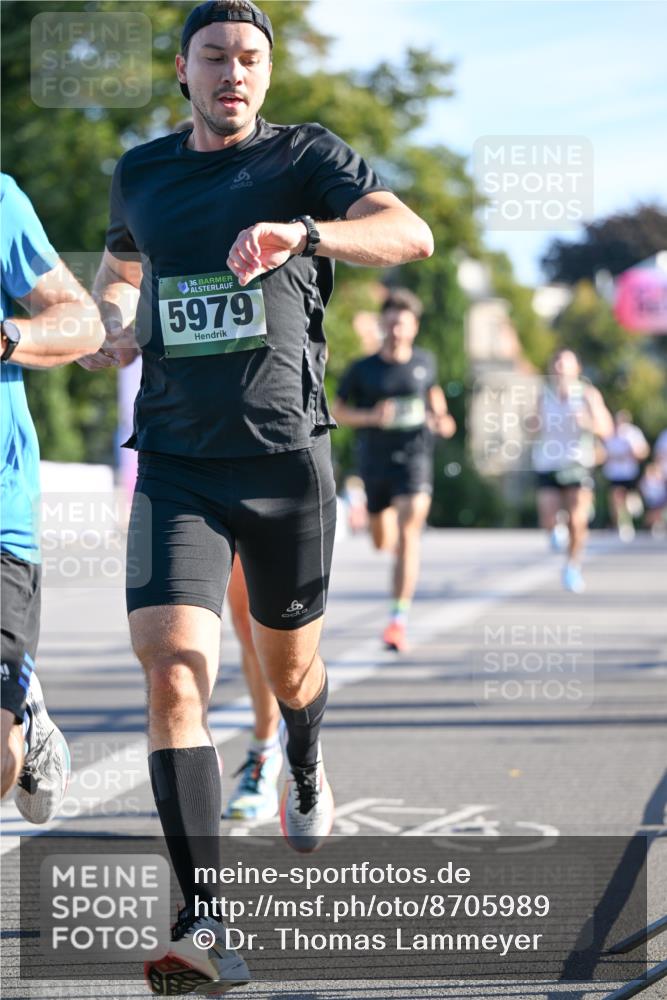 07.09.2025 - BARMER Alsterlauf Dr. Thomas Lammeyer http://msf.ph/oto/8705989 07.09.2025 09:22:44 Laufen 36, 5979 meine-sportfotos.de