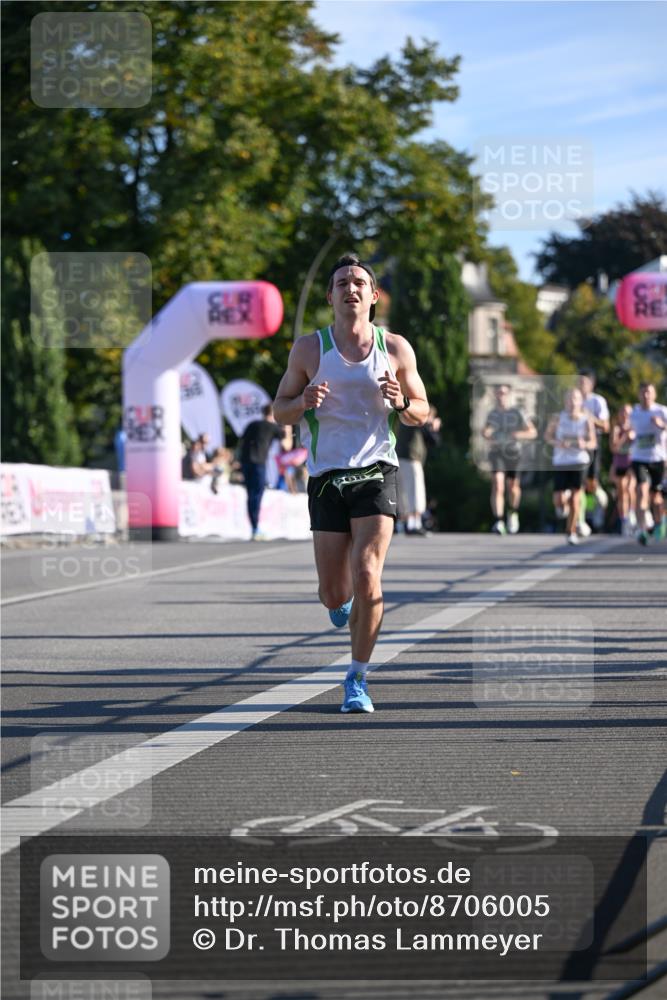 07.09.2025 - BARMER Alsterlauf Dr. Thomas Lammeyer http://msf.ph/oto/8706005 07.09.2025 09:22:47 Laufen  meine-sportfotos.de