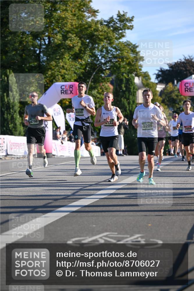 07.09.2025 - BARMER Alsterlauf Dr. Thomas Lammeyer http://msf.ph/oto/8706027 07.09.2025 09:22:51 Laufen 4798, 4800, 5209, 2058 meine-sportfotos.de