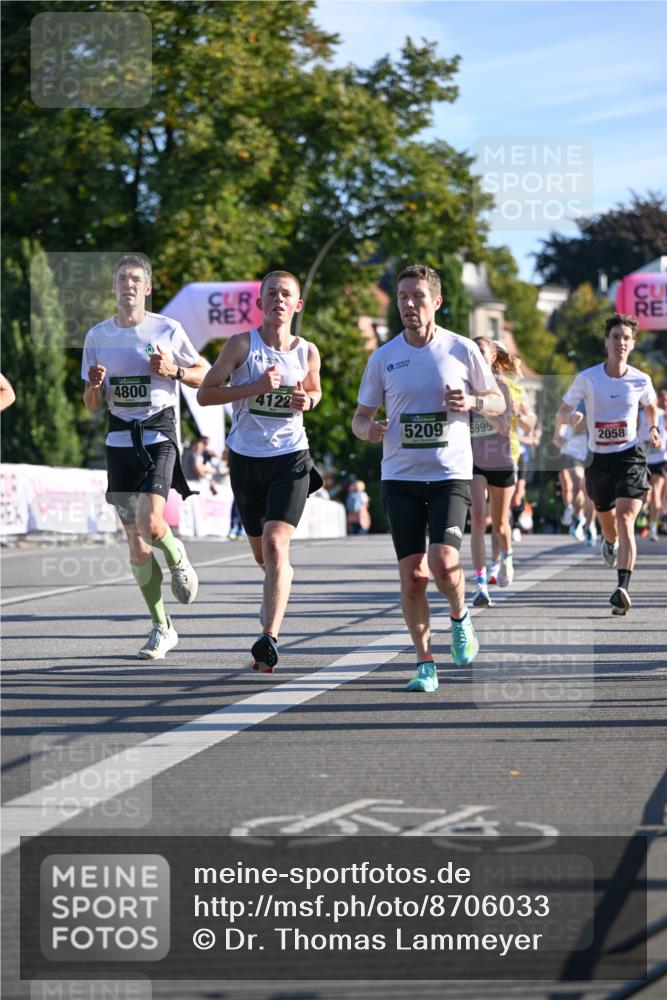 07.09.2025 - BARMER Alsterlauf Dr. Thomas Lammeyer http://msf.ph/oto/8706033 07.09.2025 09:22:52 Laufen 4800, 4122, 5209, 5995, 2058 meine-sportfotos.de