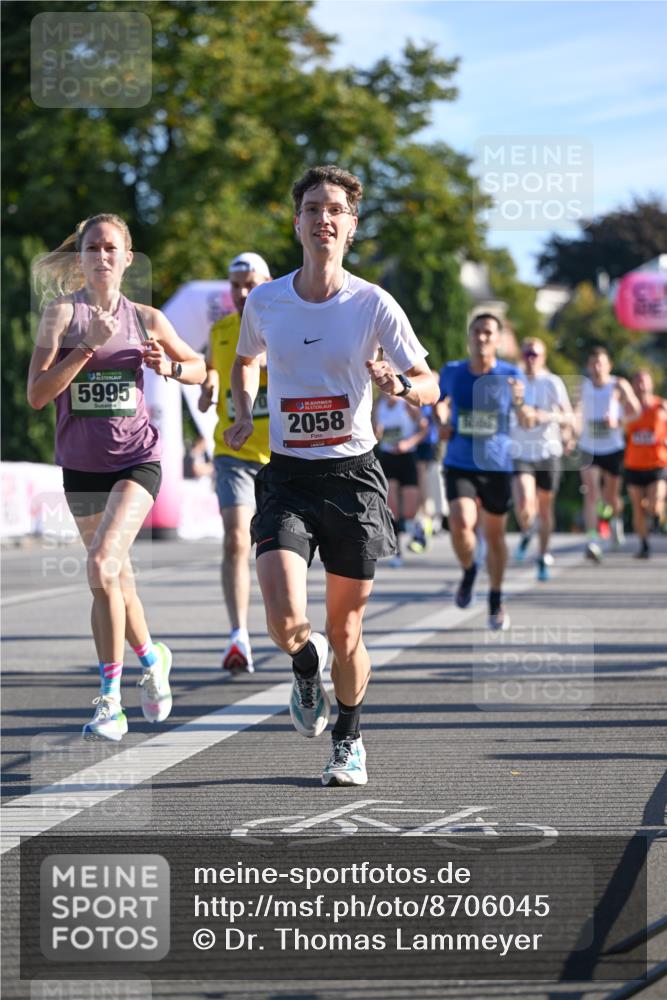 07.09.2025 - BARMER Alsterlauf Dr. Thomas Lammeyer http://msf.ph/oto/8706045 07.09.2025 09:22:54 Laufen 16, 5995, 2058 meine-sportfotos.de